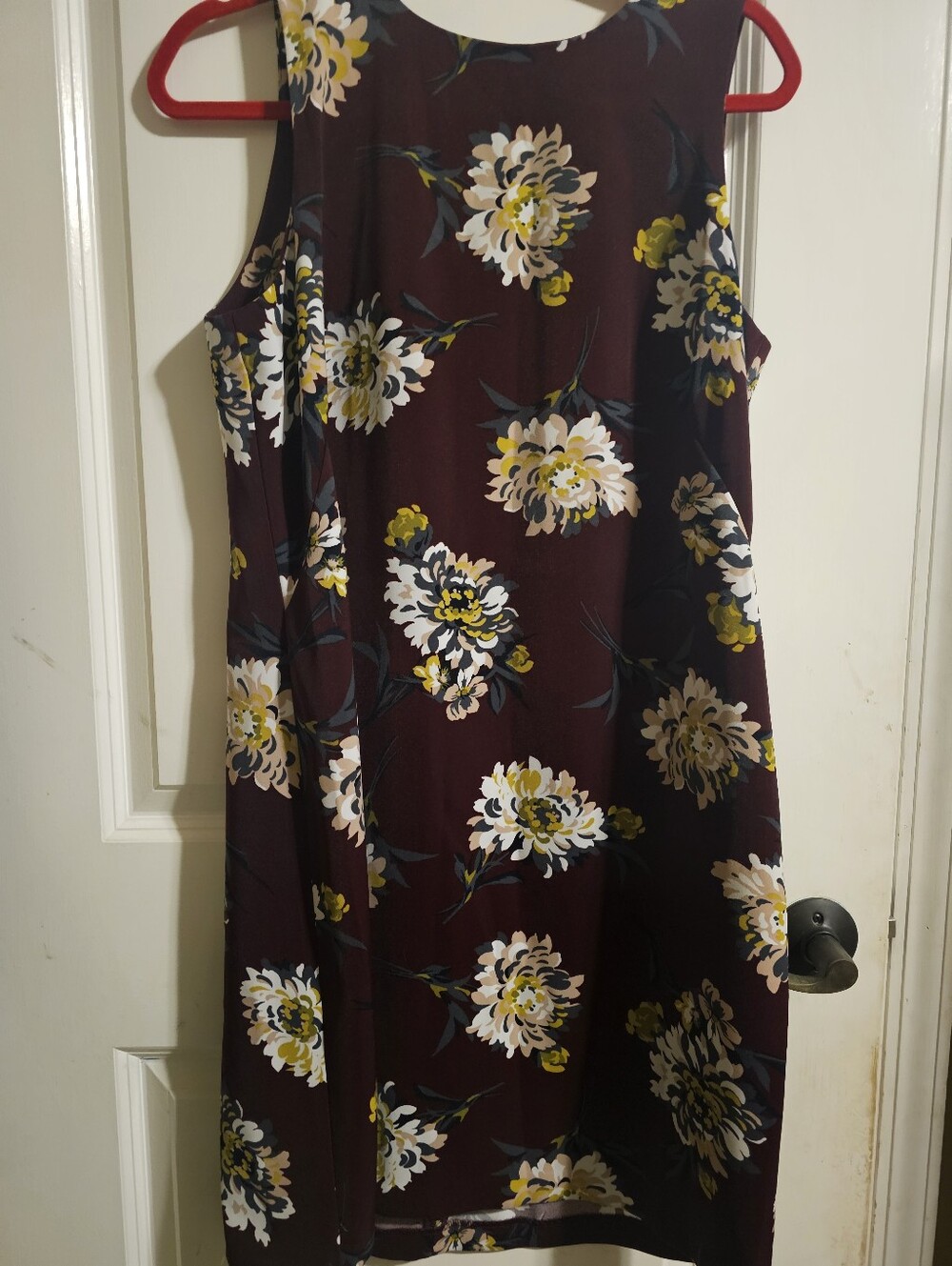 Ann Taylor Factory Burgundy Floral Sleeveless Shift Dress